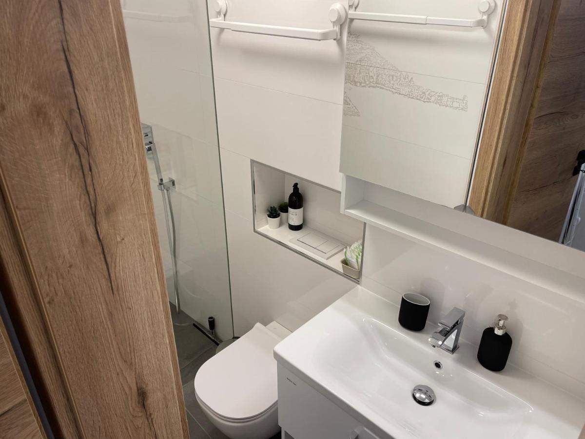 Apartments Piranom Luaran gambar