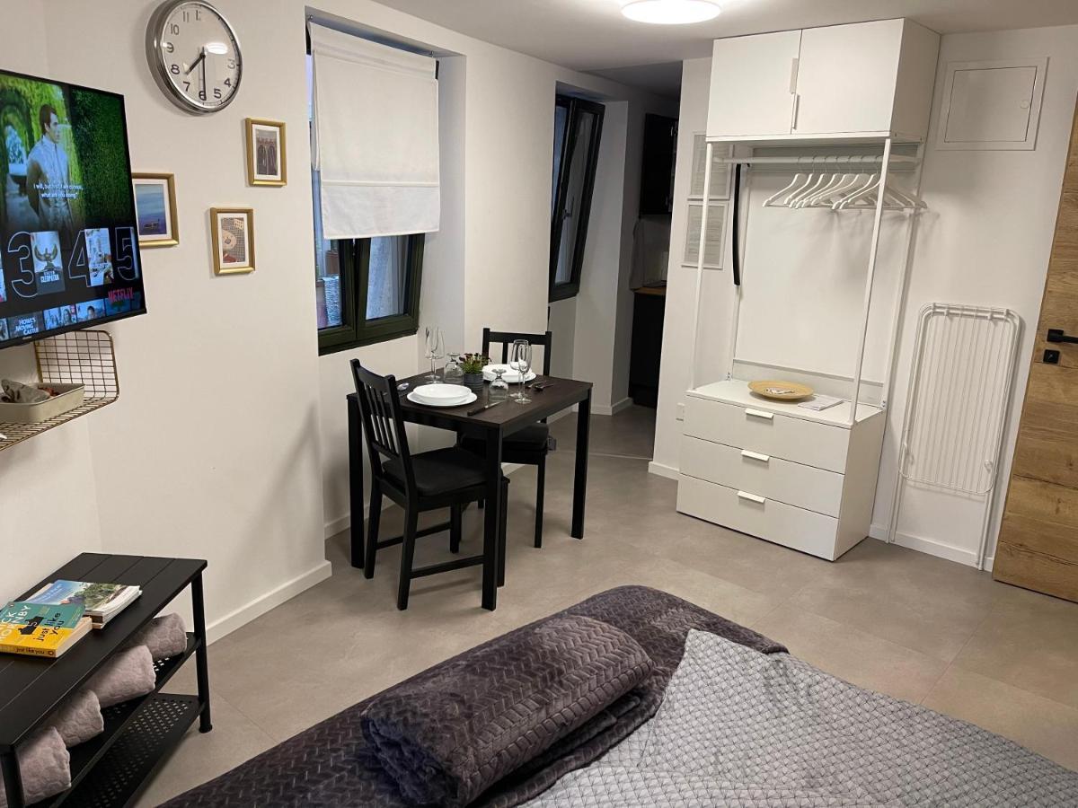 Apartments Piranom Luaran gambar